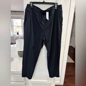 Travis Mathew WOMENS Black Performance Pants